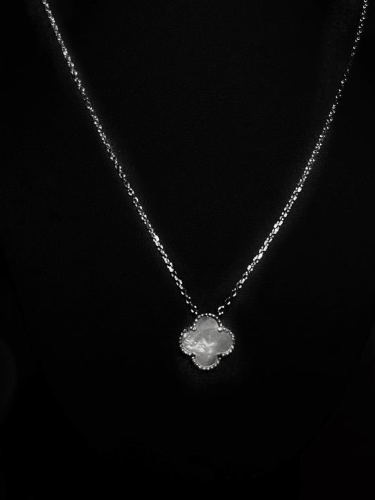 Dream Night Necklace